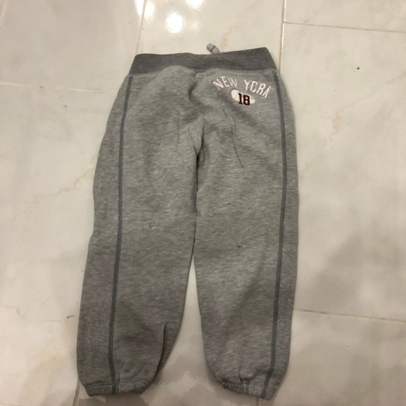 Abercrombie sweat pants! - Picture 2 of 3